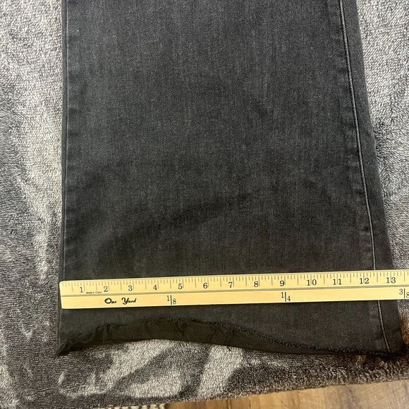 Judy Blue High-Rise Super Flare Black Denim Jeans Women's 14W Raw Hem JB88116 - Picture 6 of 11